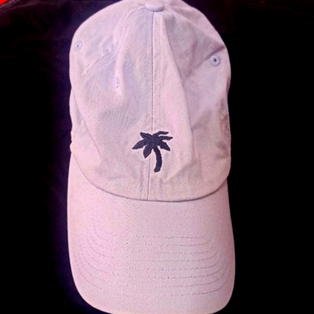 H&M Lavender Cap - Picture 4 of 4